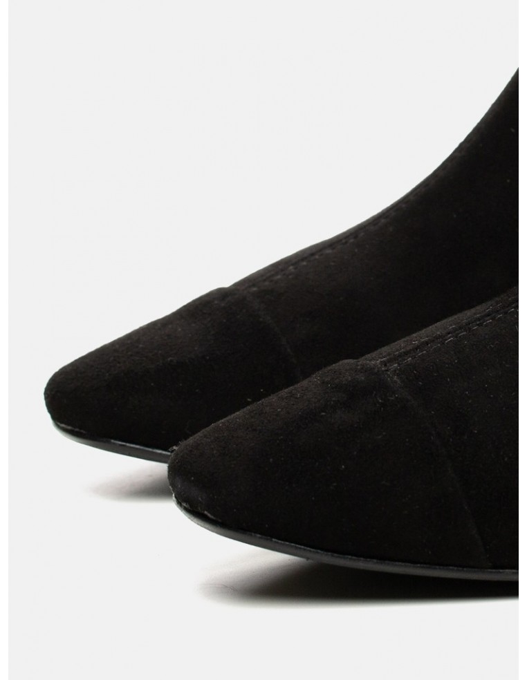 ANKLE BOOTS  ANKLE BOOTS